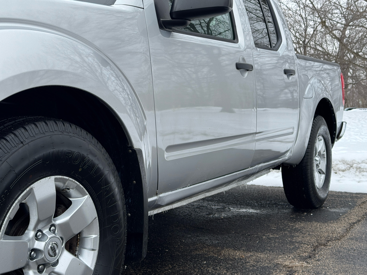 Nissan Frontier SE Crew Cab 4WD 2010