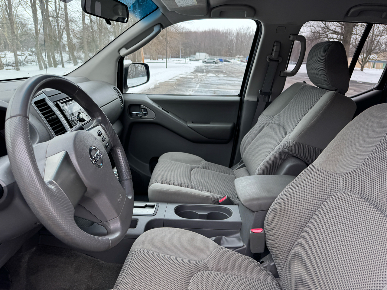 Nissan Frontier SE Crew Cab 4WD 2010