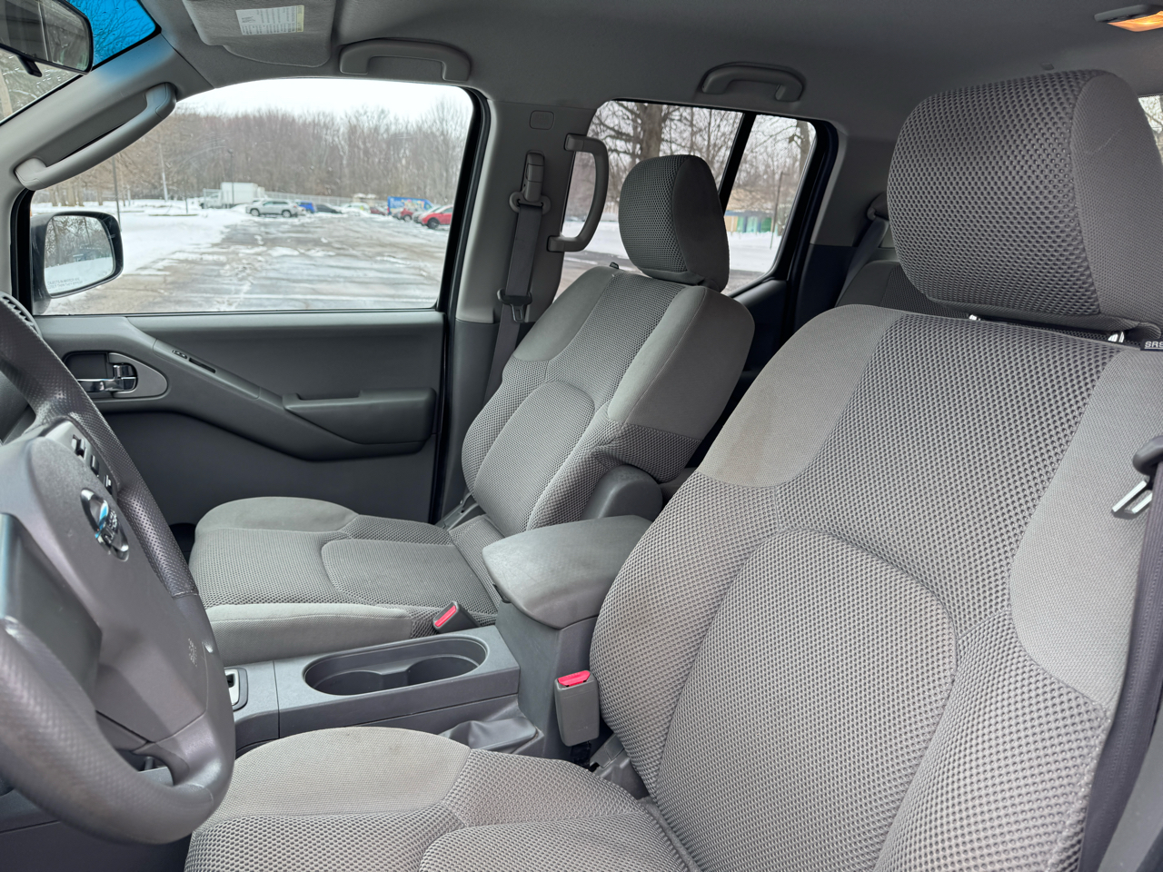 Nissan Frontier SE Crew Cab 4WD 2010