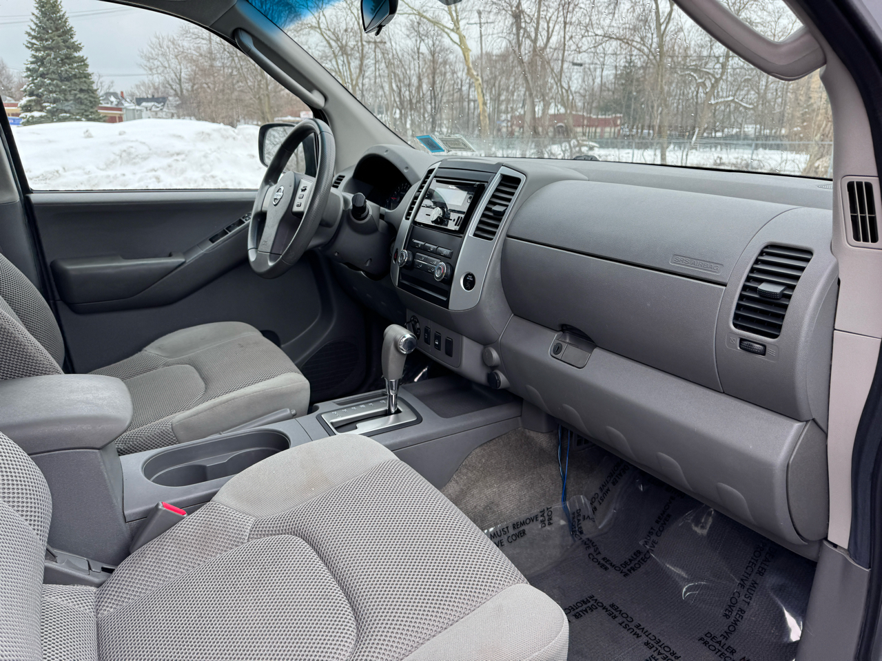 Nissan Frontier SE Crew Cab 4WD 2010