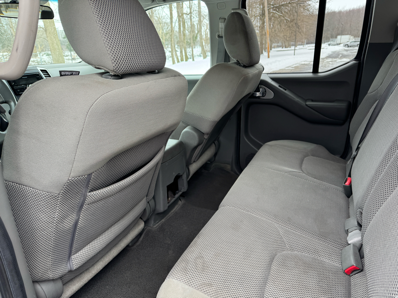 Nissan Frontier SE Crew Cab 4WD 2010