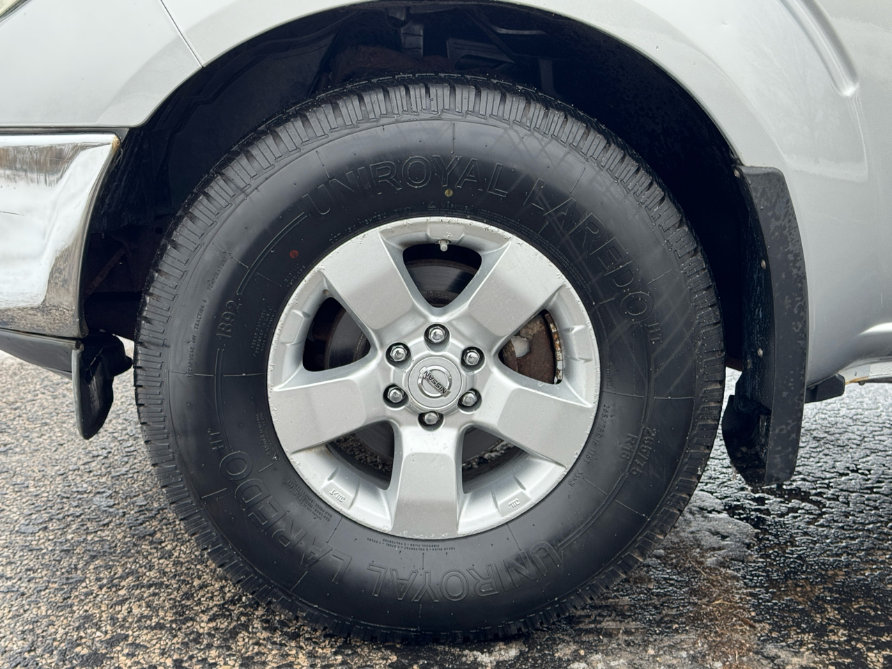 Nissan Frontier SE Crew Cab 4WD 2010