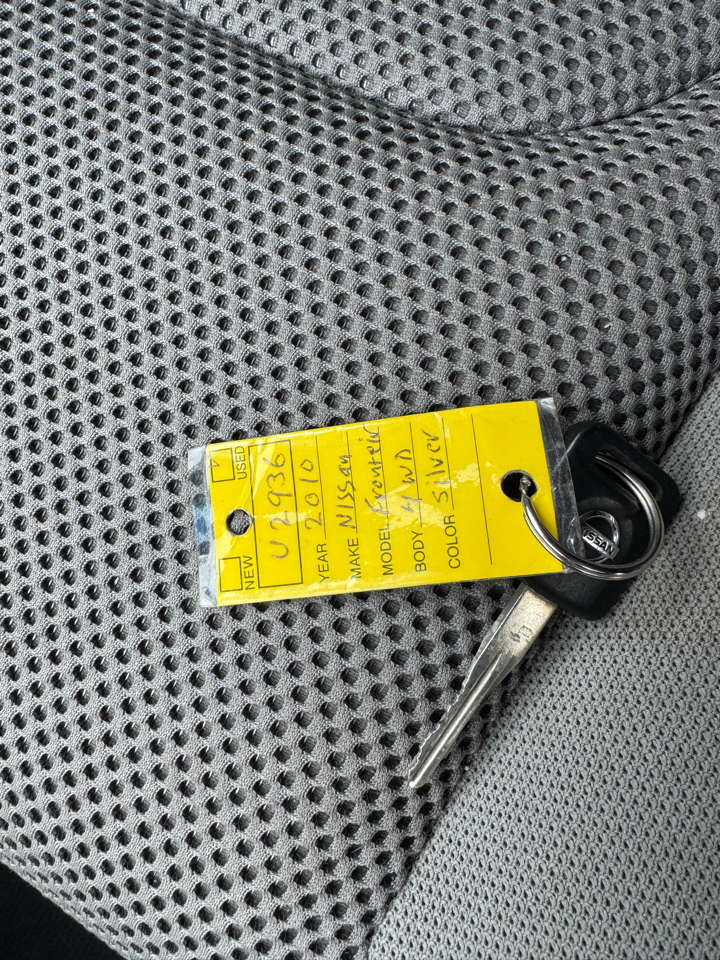 Nissan Frontier SE Crew Cab 4WD 2010