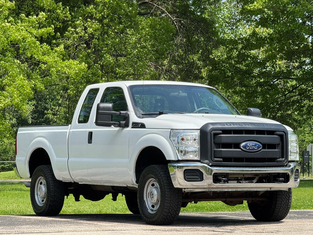 Ford F-250 SD XL SuperCab Long Bed 4WD 2014