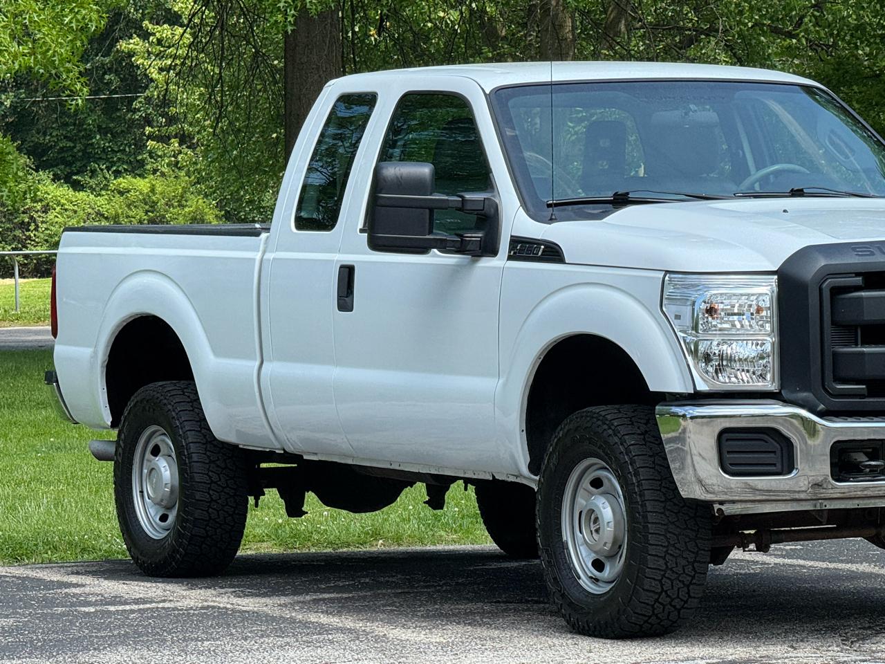 Ford F-250 SD XL SuperCab Long Bed 4WD 2014