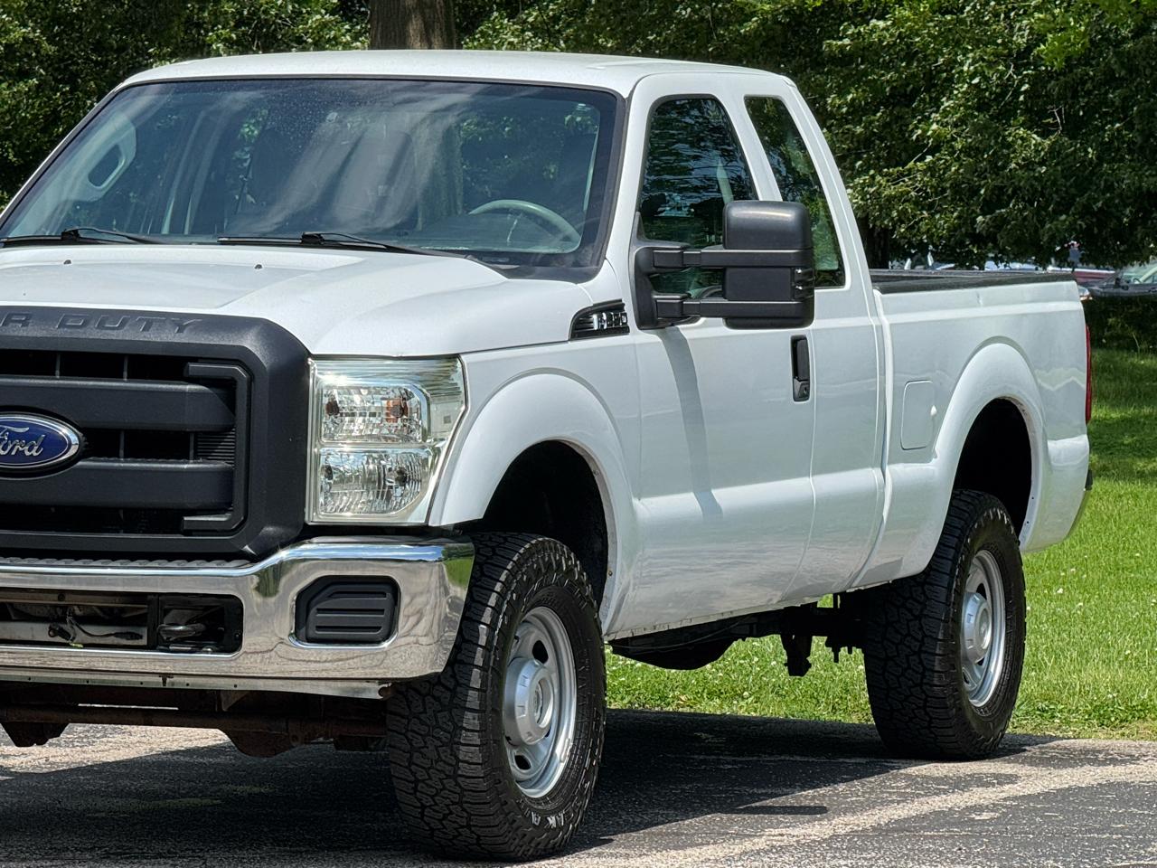 Ford F-250 SD XL SuperCab Long Bed 4WD 2014