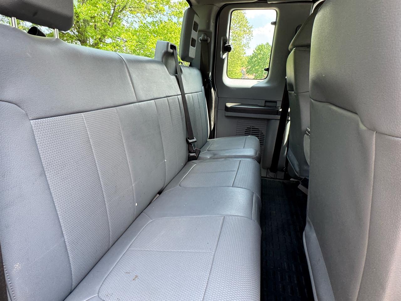 Ford F-250 SD XL SuperCab Long Bed 4WD 2014