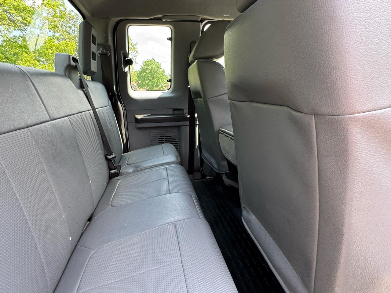 Ford F-250 SD XL SuperCab Long Bed 4WD 2014