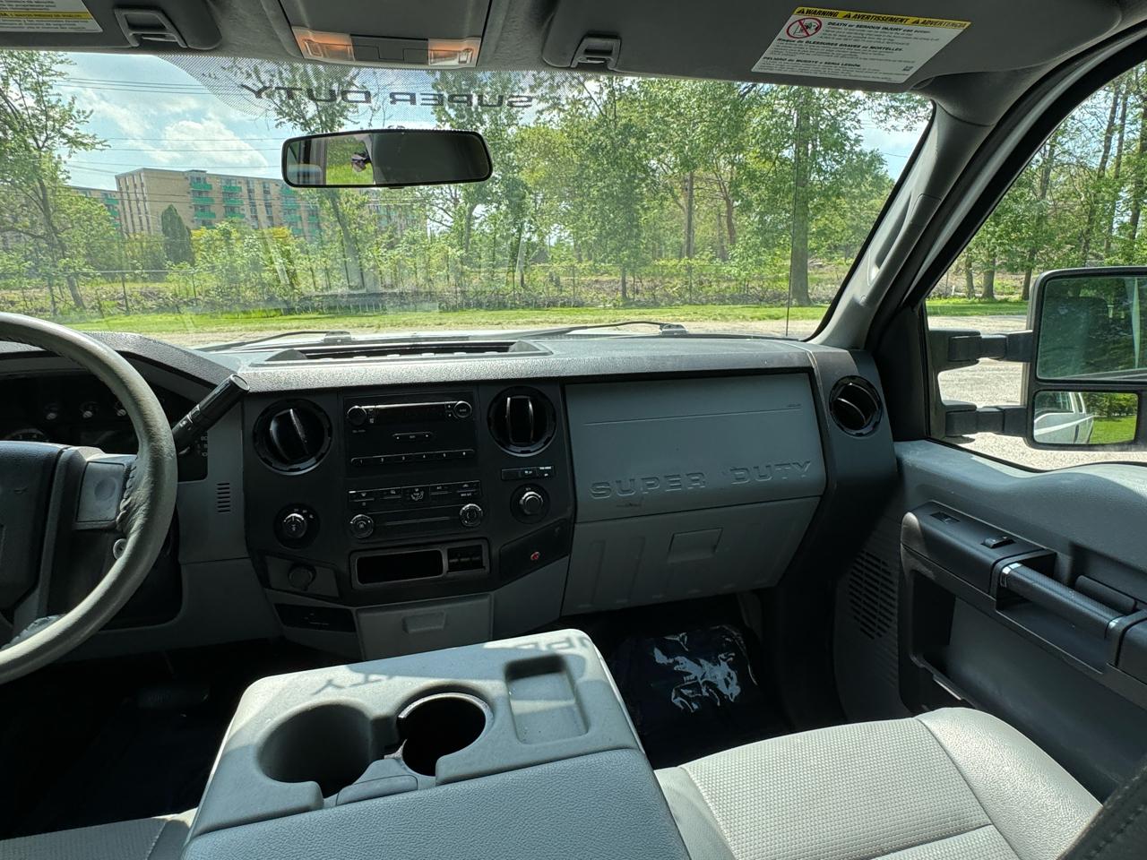 Ford F-250 SD XL SuperCab Long Bed 4WD 2014