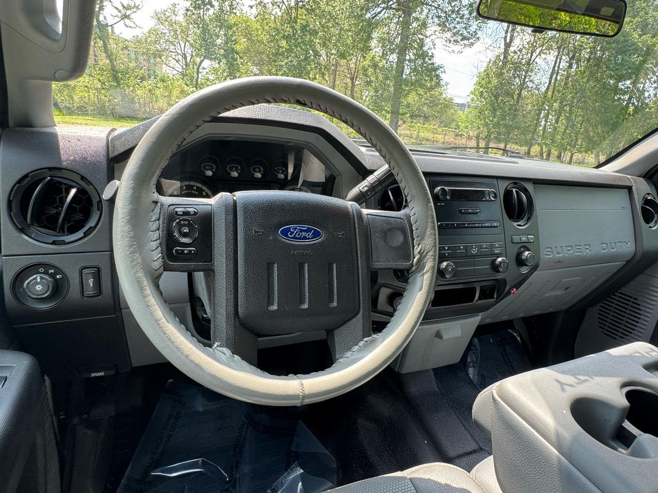 Ford F-250 SD XL SuperCab Long Bed 4WD 2014
