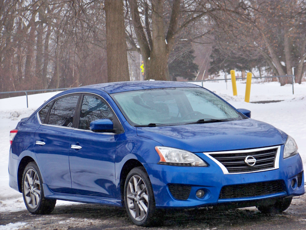 Nissan Sentra SR Sedan 2013