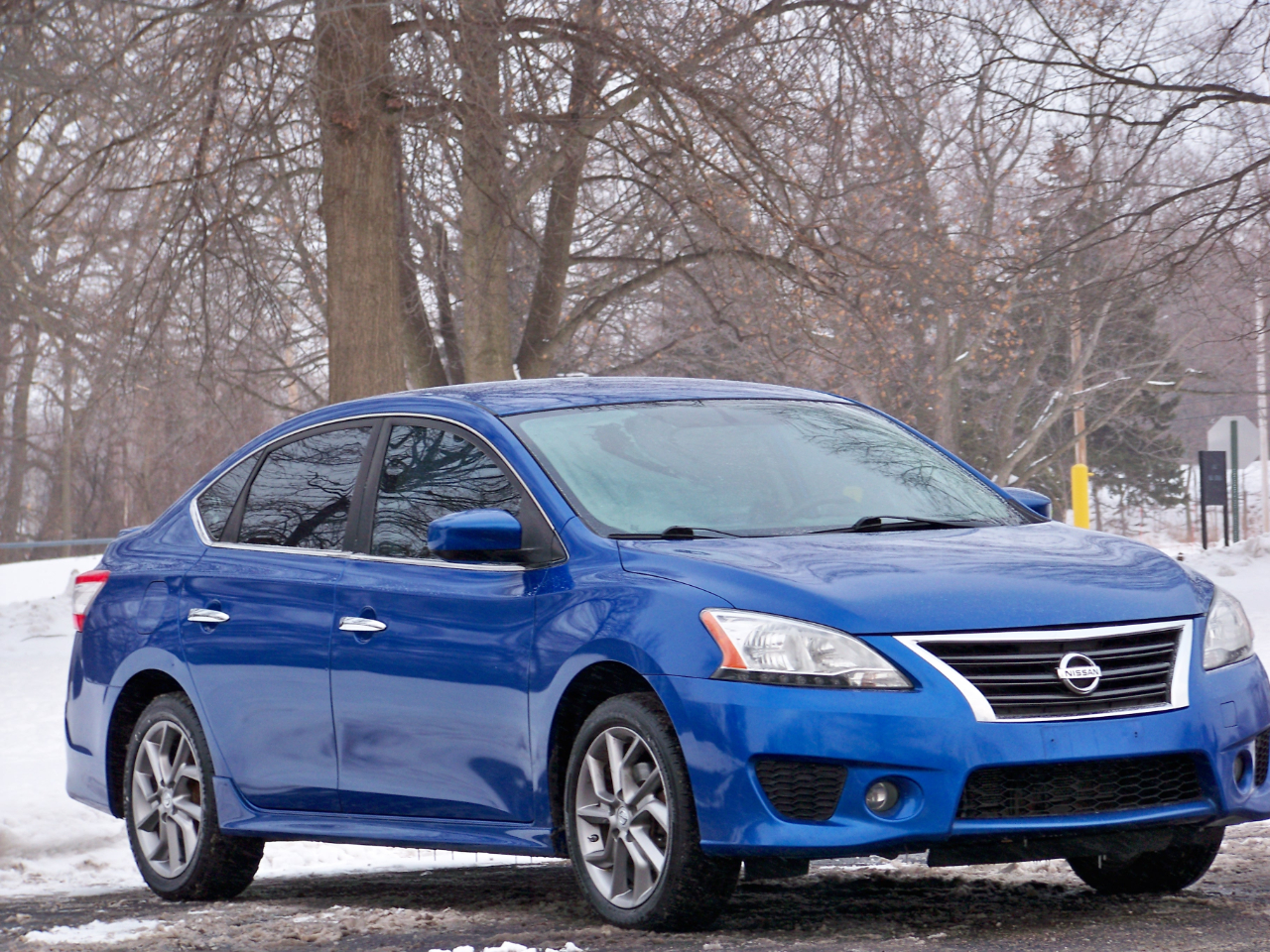 Nissan Sentra SR Sedan 2013