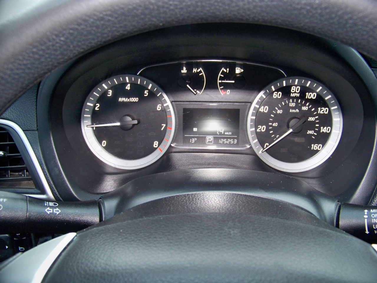 Nissan Sentra SR Sedan 2013