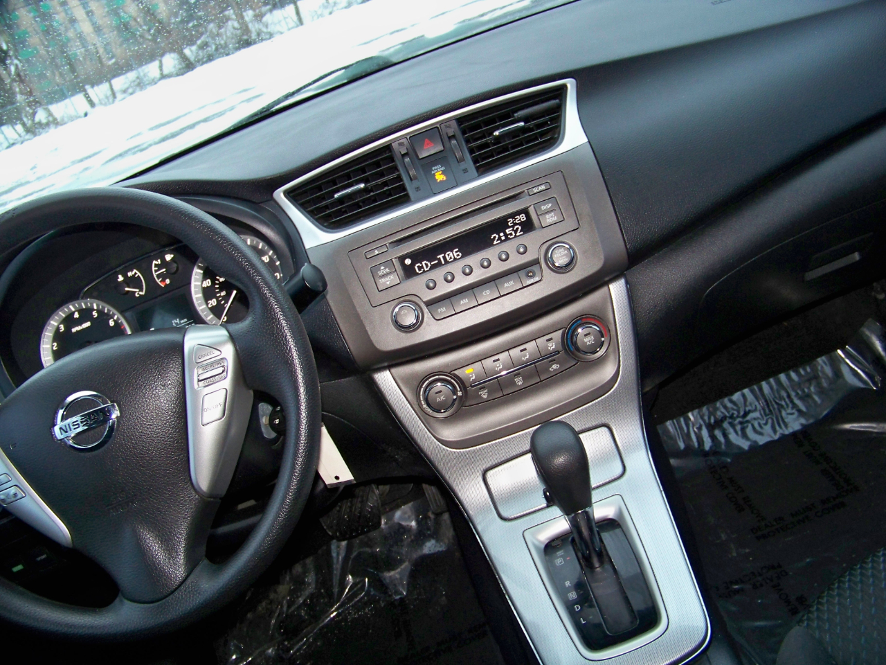 Nissan Sentra SR Sedan 2013