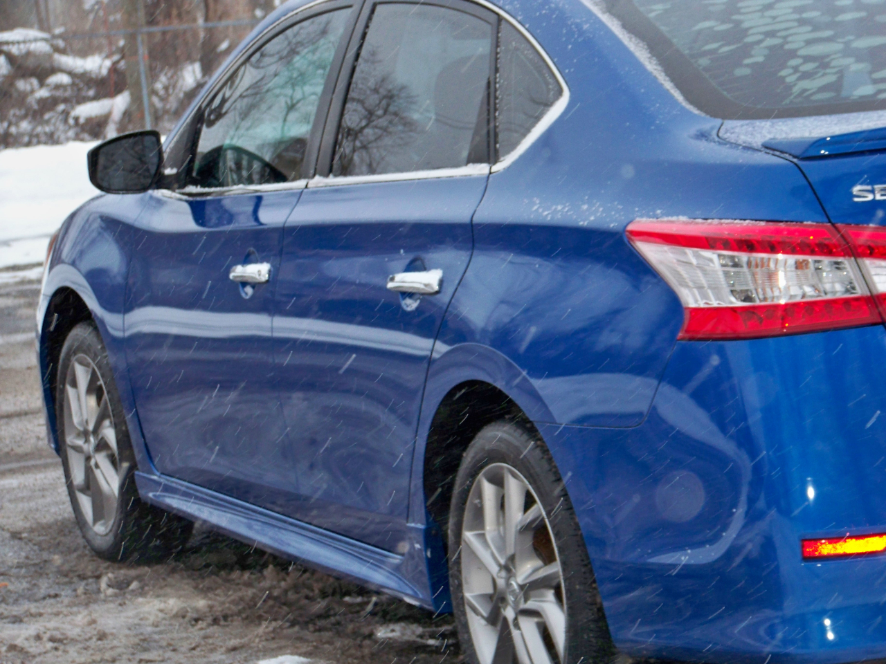 Nissan Sentra SR Sedan 2013