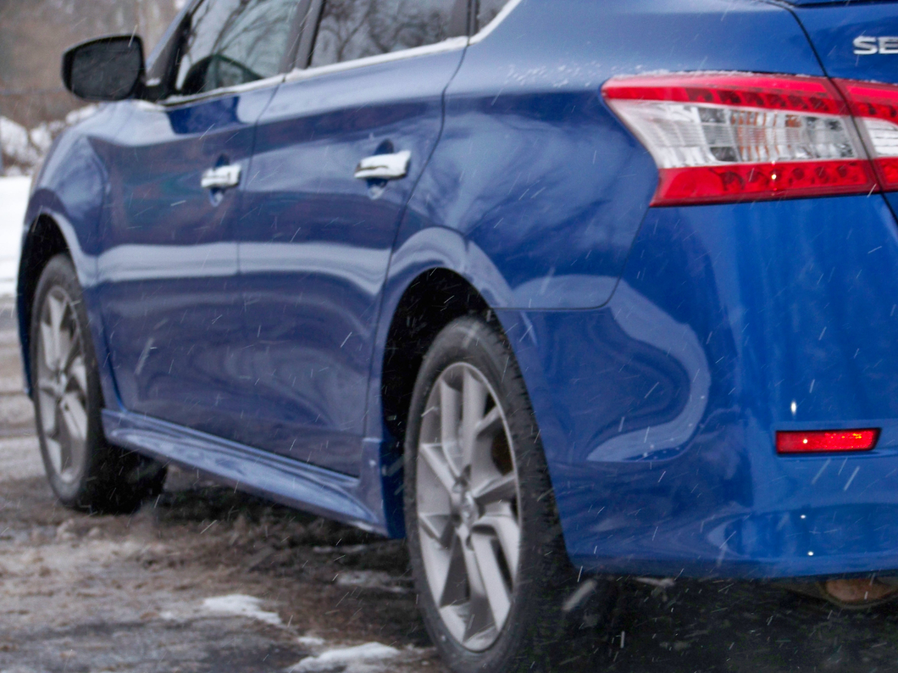 Nissan Sentra SR Sedan 2013