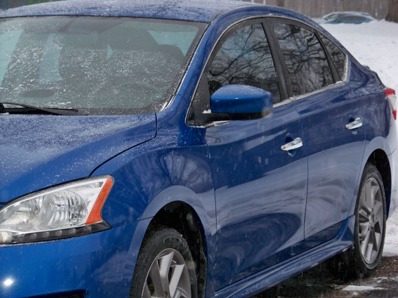Nissan Sentra SR Sedan 2013