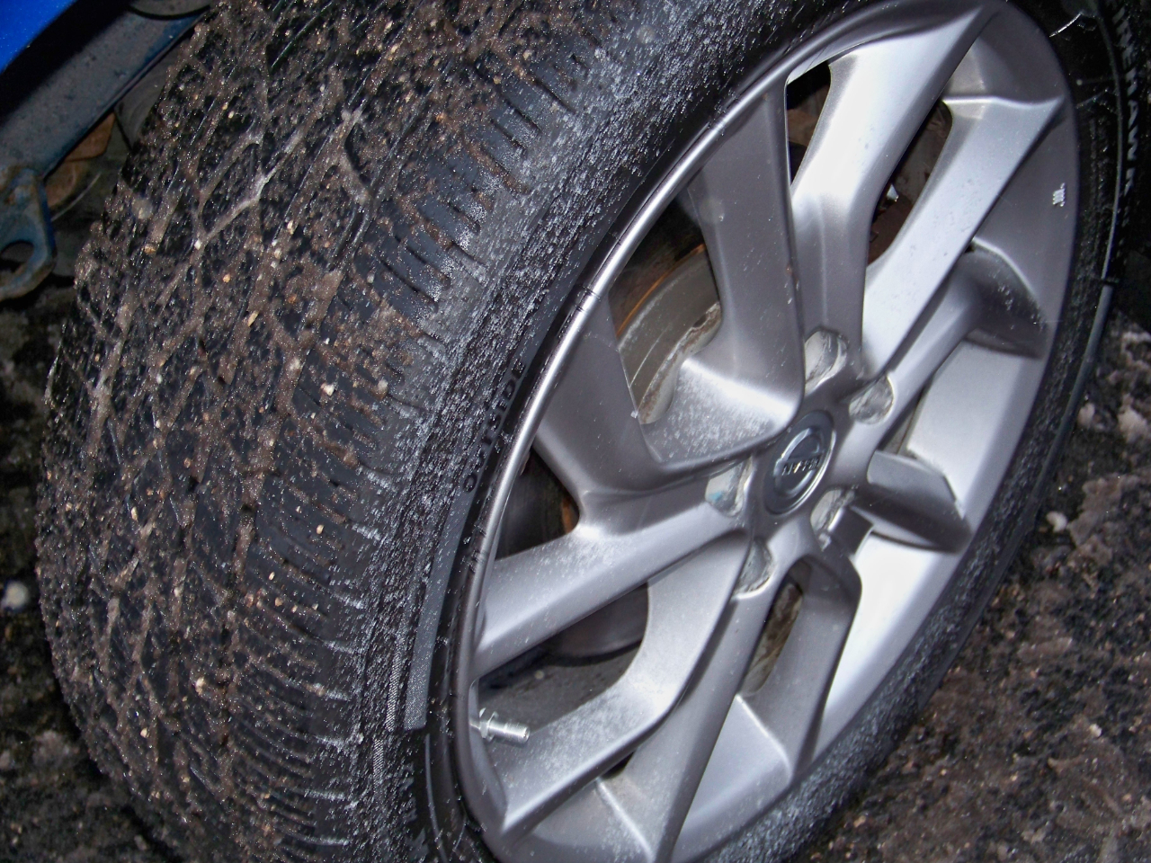 Nissan Sentra SR Sedan 2013