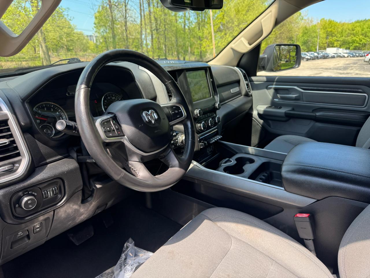 RAM 1500 Big Horn Crew Cab SWB 4WD 2019