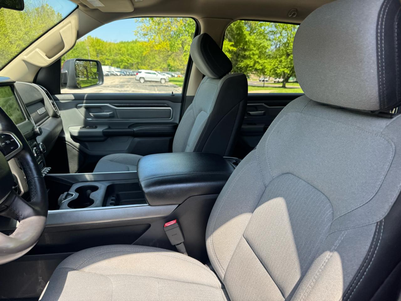 RAM 1500 Big Horn Crew Cab SWB 4WD 2019