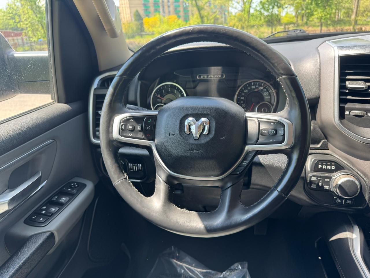 RAM 1500 Big Horn Crew Cab SWB 4WD 2019