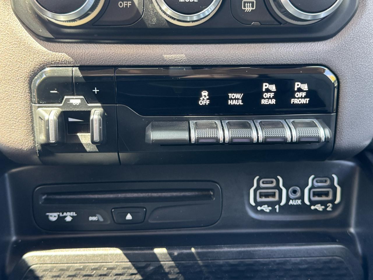 RAM 1500 Big Horn Crew Cab SWB 4WD 2019