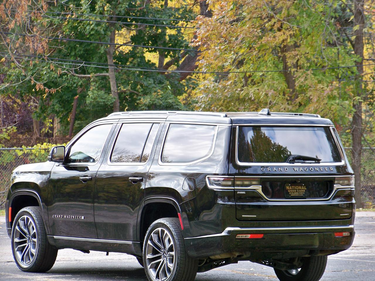 Jeep Grand Wagoneer Series III 4WD 2022