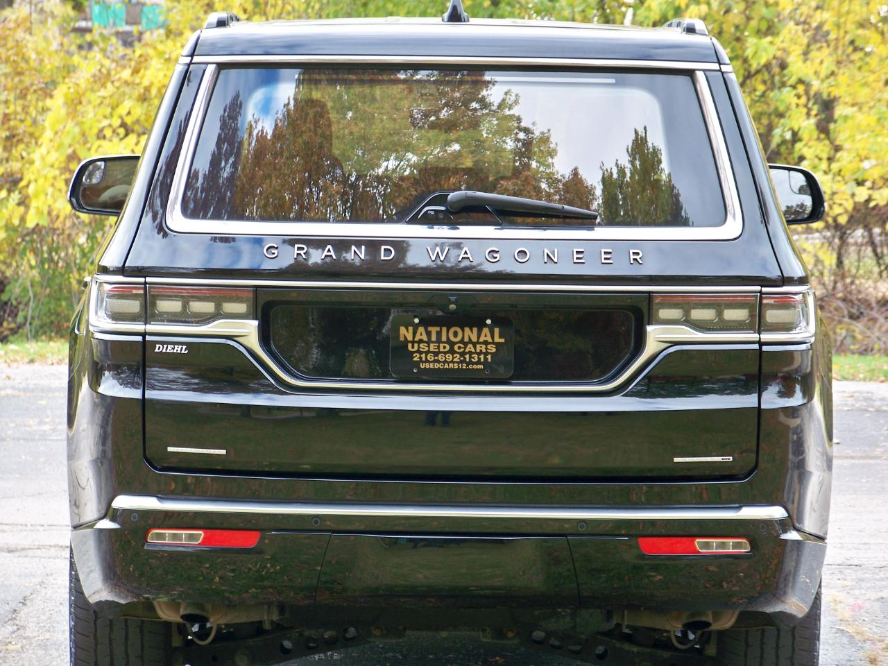 Jeep Grand Wagoneer Series III 4WD 2022