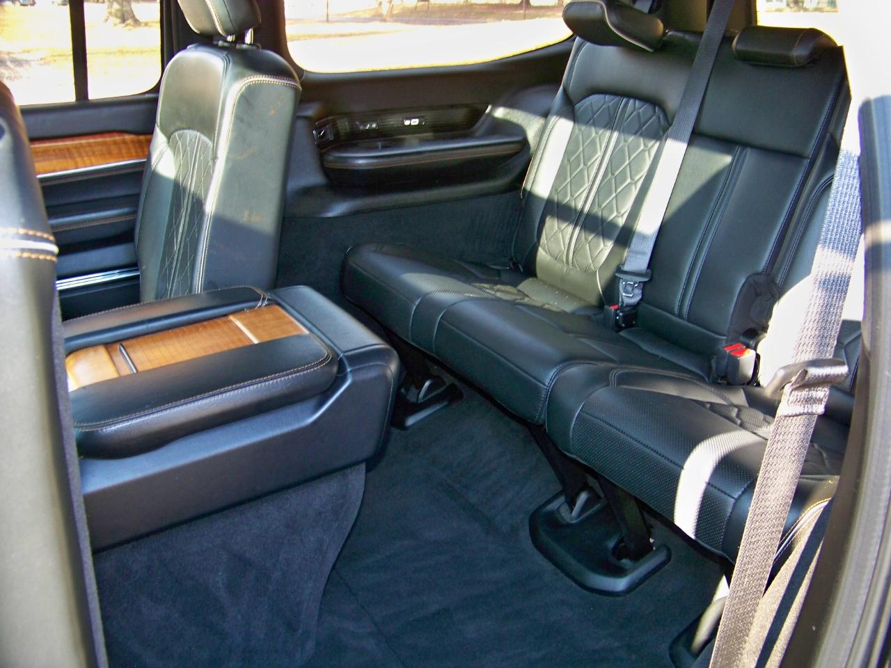 Jeep Grand Wagoneer Series III 4WD 2022