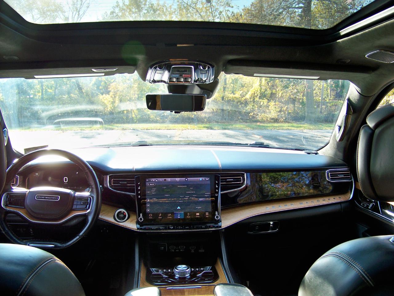 Jeep Grand Wagoneer Series III 4WD 2022