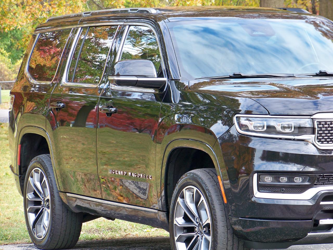 Jeep Grand Wagoneer Series III 4WD 2022