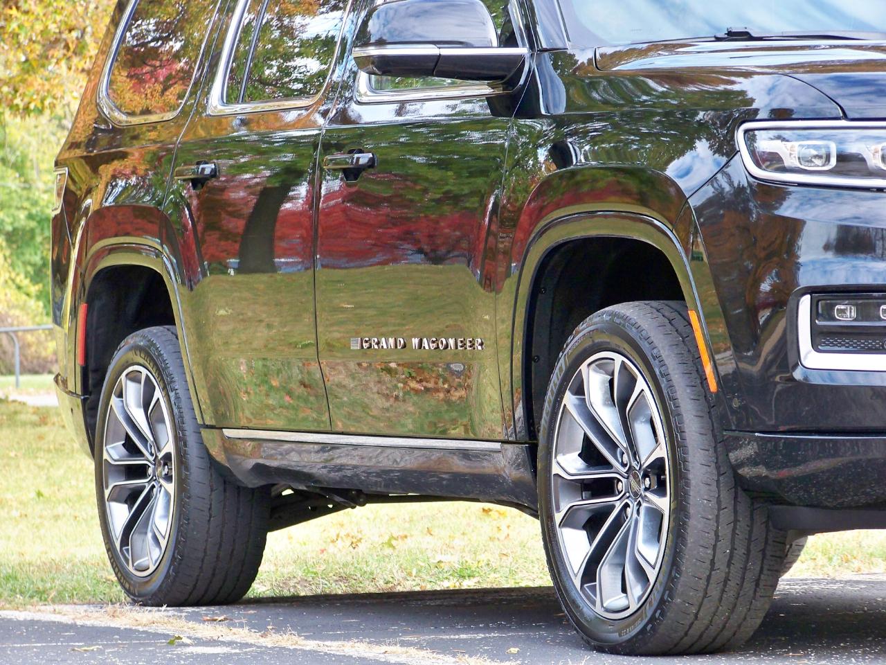 Jeep Grand Wagoneer Series III 4WD 2022