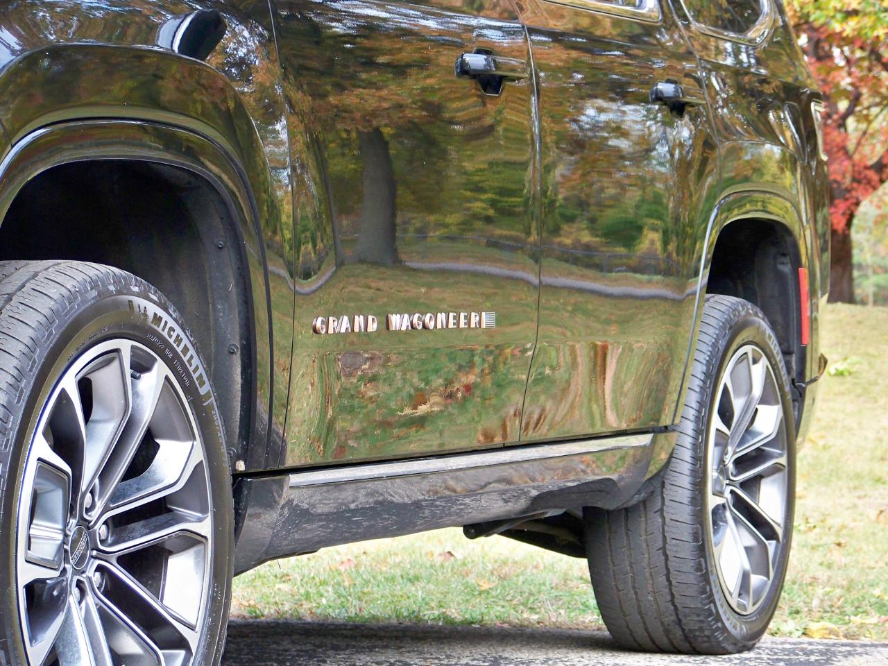 Jeep Grand Wagoneer Series III 4WD 2022