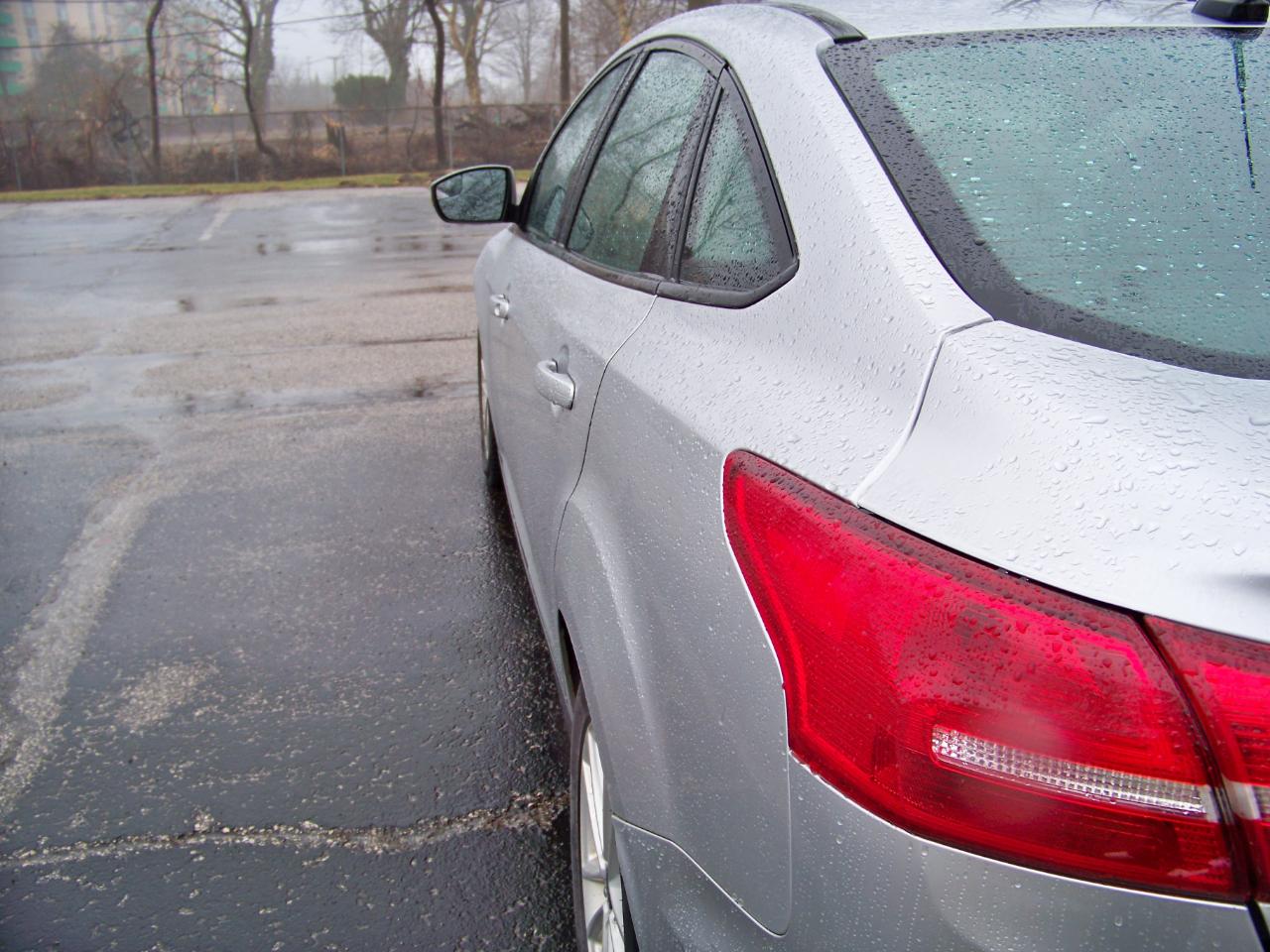 Ford Focus SE Sedan 2016