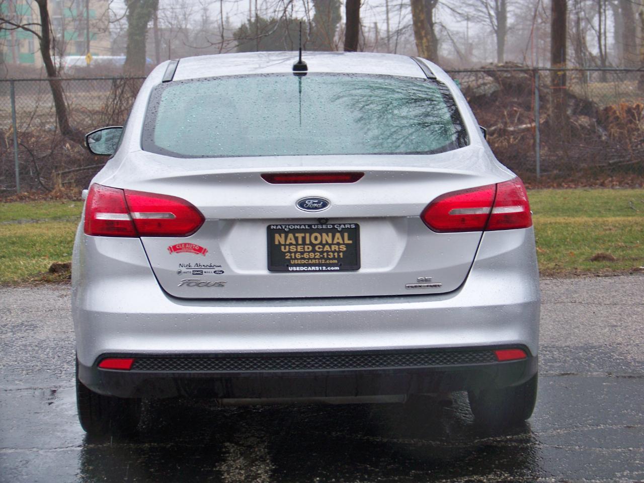 Ford Focus SE Sedan 2016