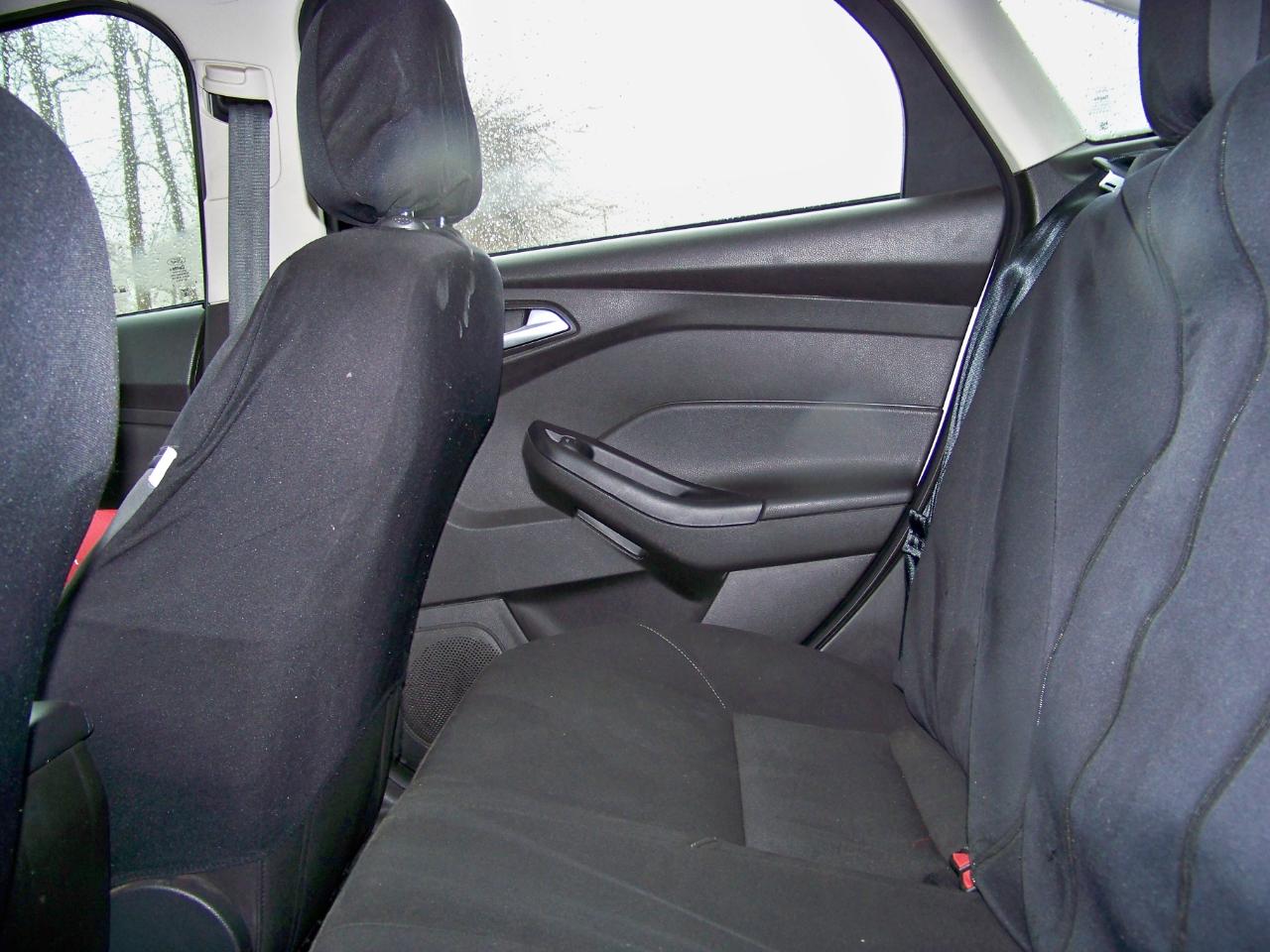 Ford Focus SE Sedan 2016