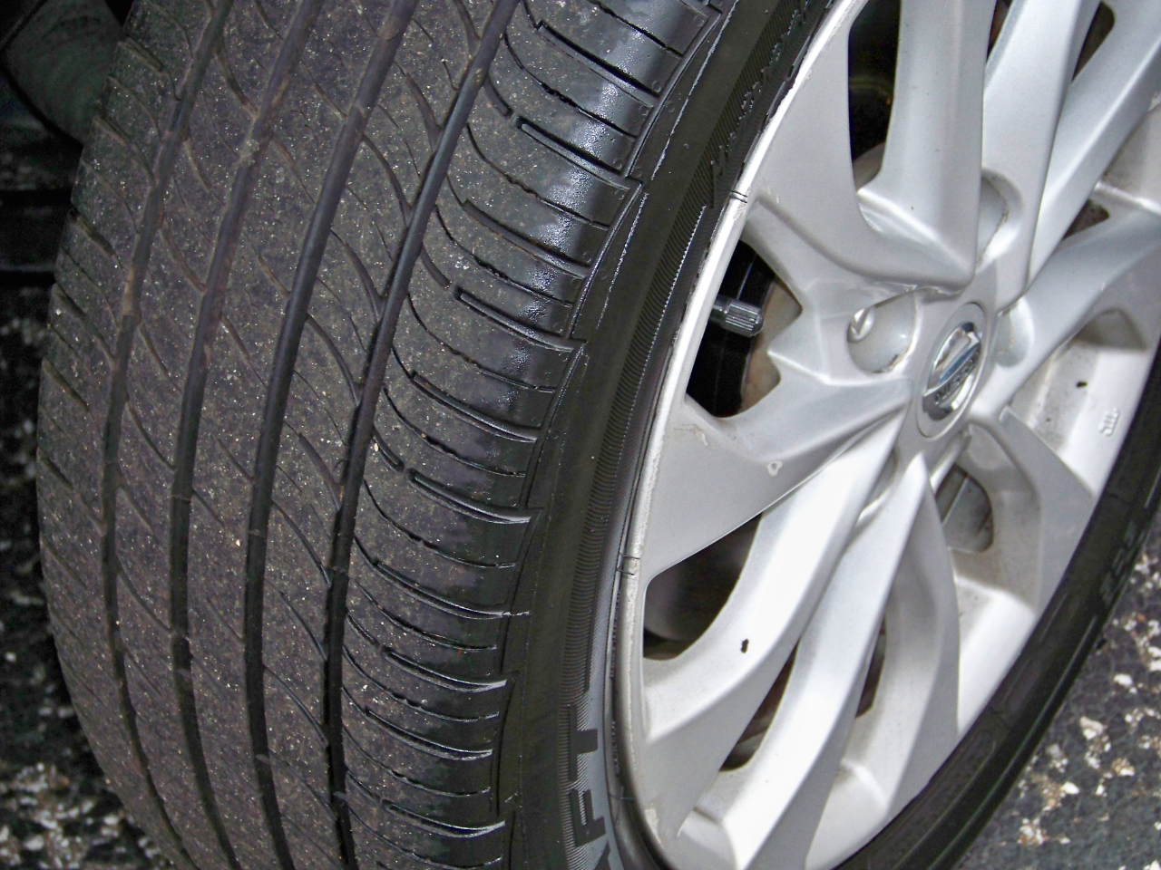 Nissan Sentra SV 4D Sedan 2018