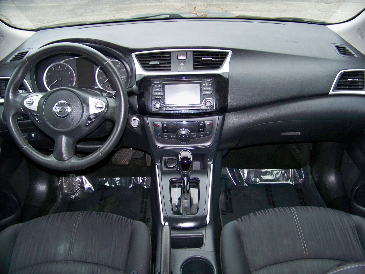 Nissan Sentra SV 4D Sedan 2018