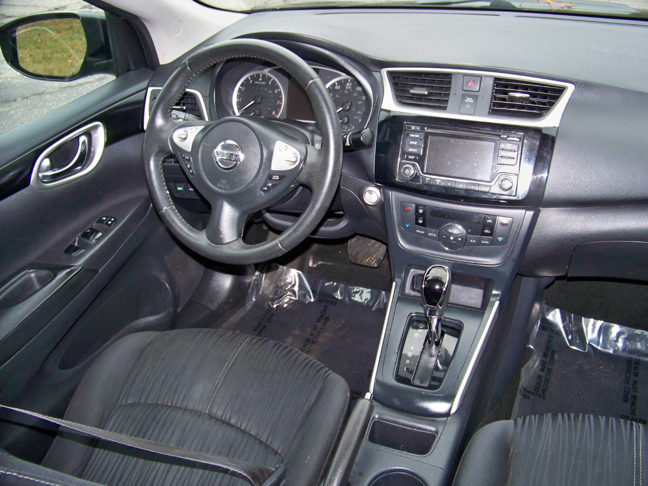 Nissan Sentra SV 4D Sedan 2018