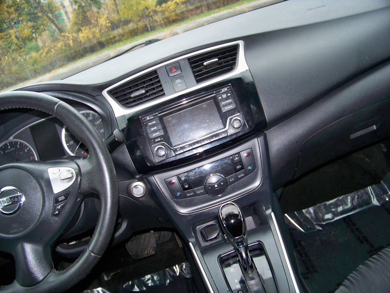 Nissan Sentra SV 4D Sedan 2018