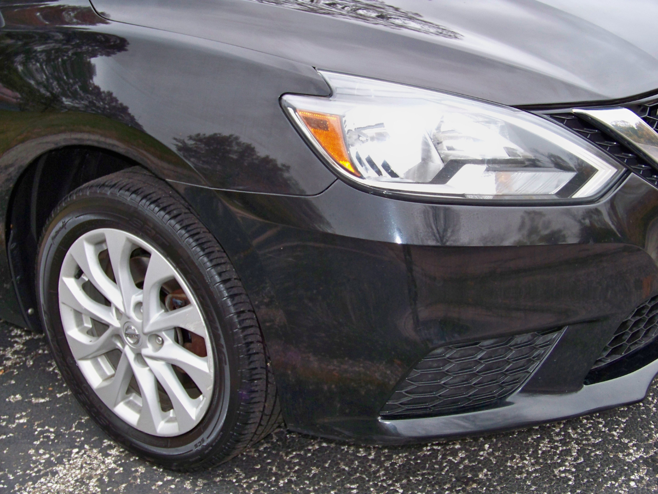 Nissan Sentra SV 4D Sedan 2018