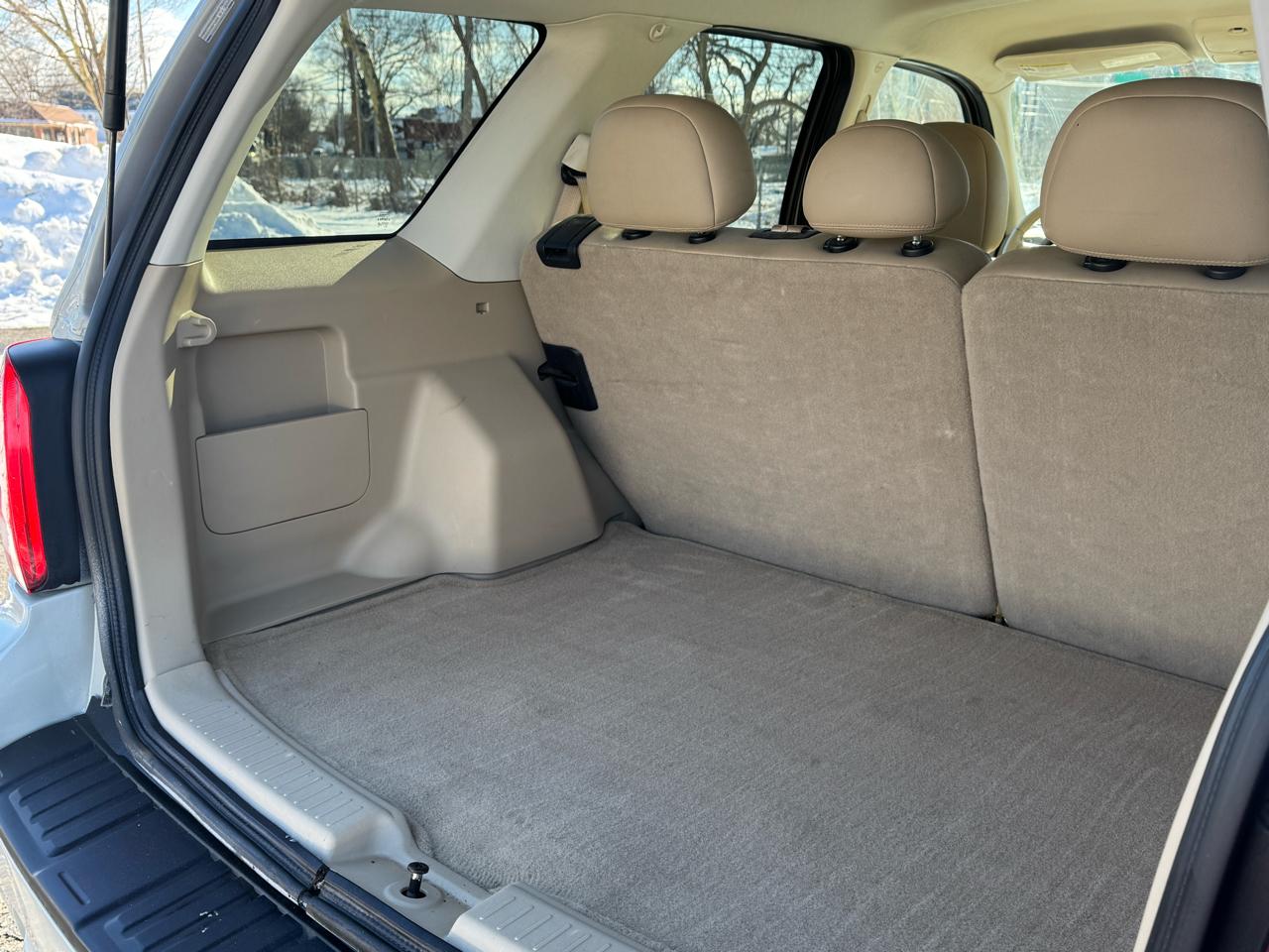 Ford Escape Limited 4WD V6 2009