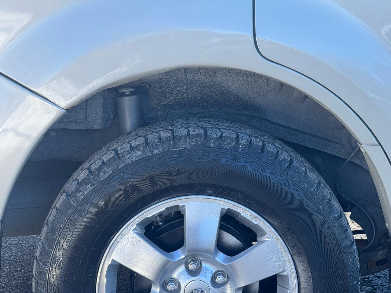 Ford Escape Limited 4WD V6 2009