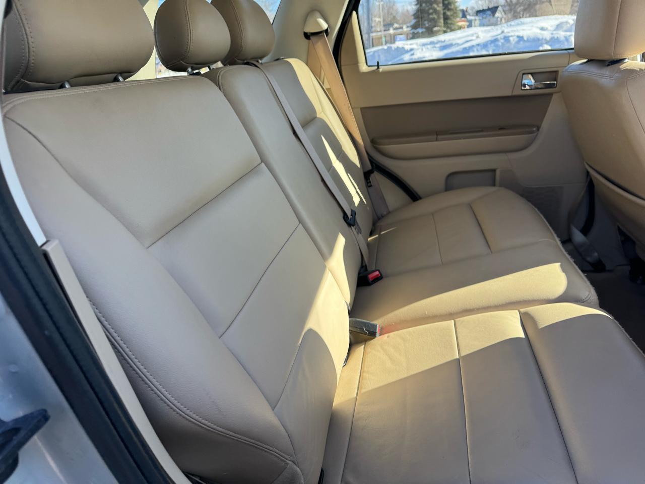 Ford Escape Limited 4WD V6 2009