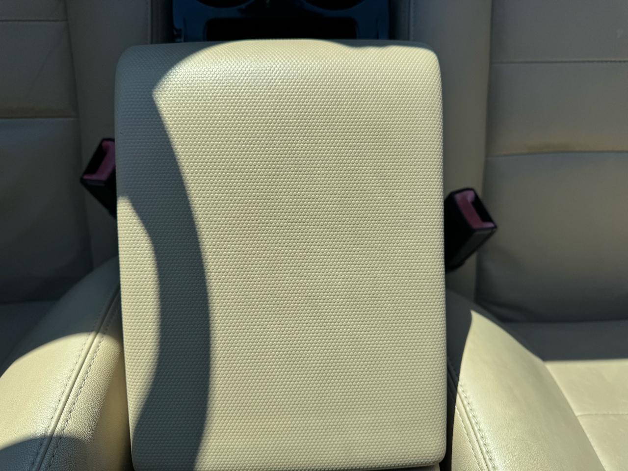 Ford Escape Limited 4WD V6 2009