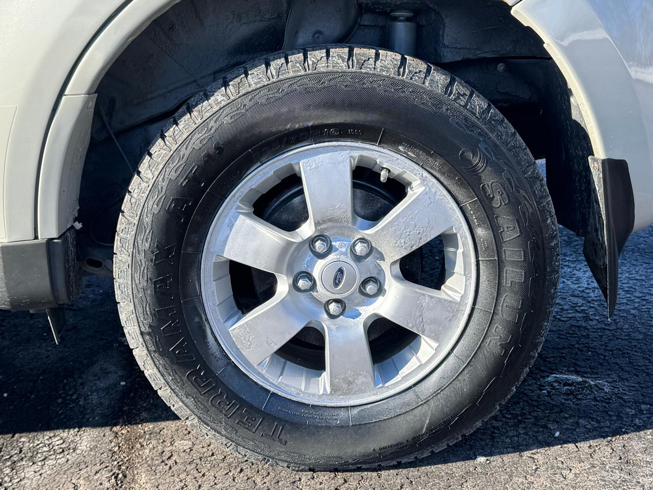 Ford Escape Limited 4WD V6 2009