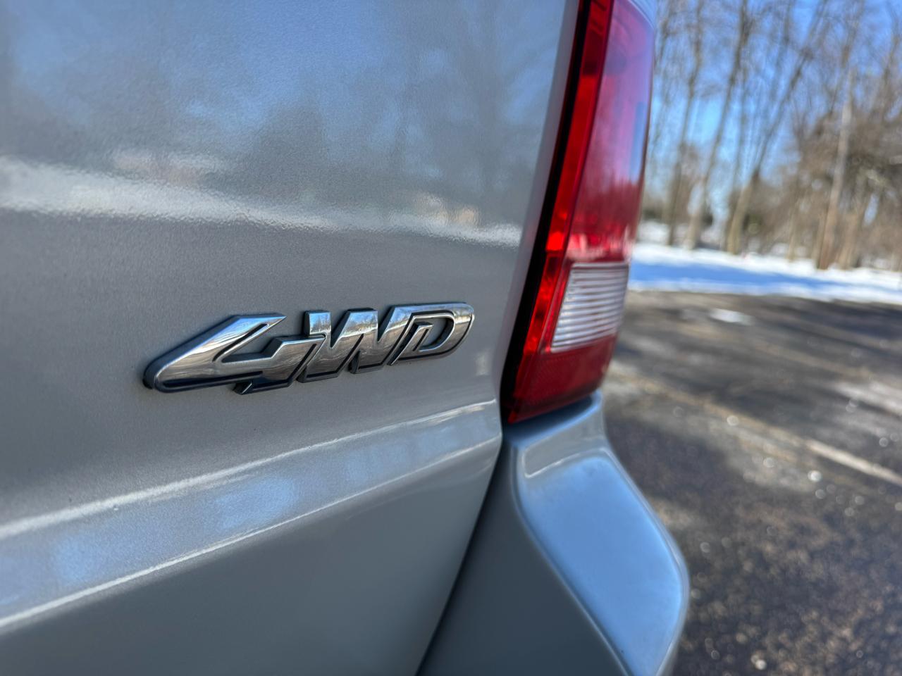 Ford Escape Limited 4WD V6 2009