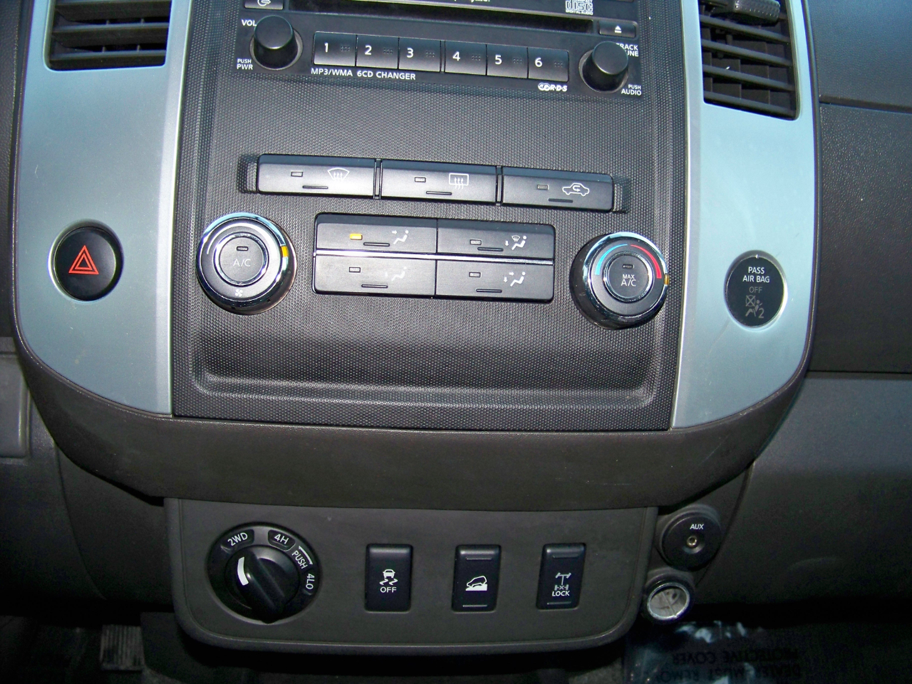 Nissan Xterra PRO-4X 4D SUV 4X4 2012