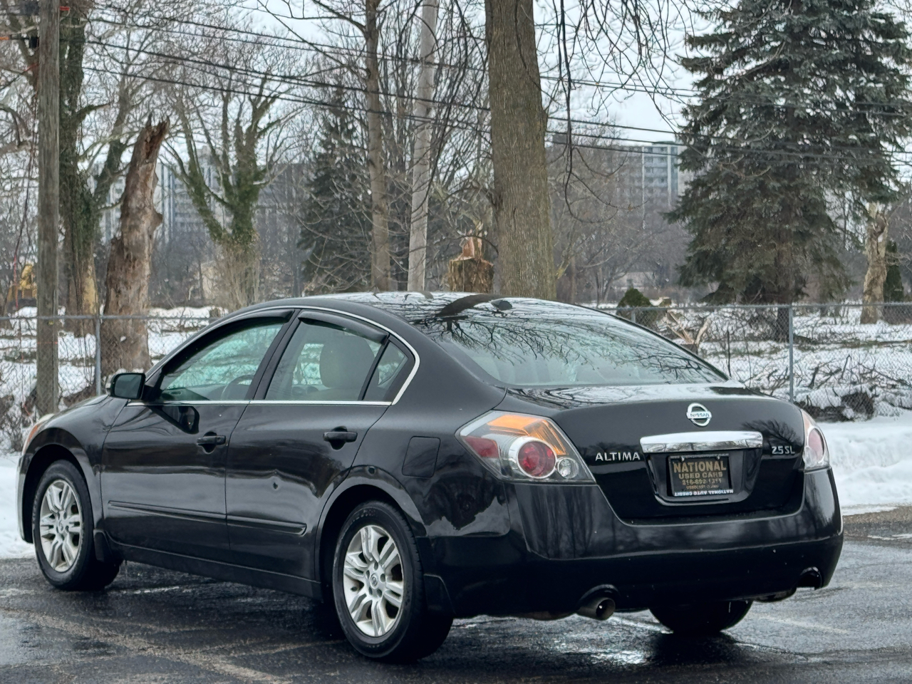 Nissan Altima 2.5 SL Sedan 2011