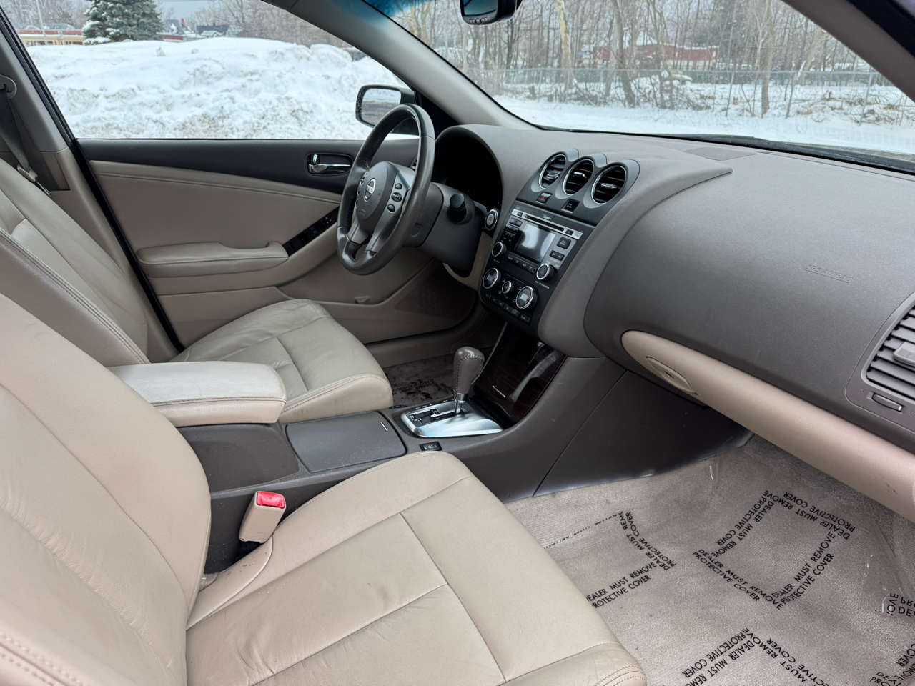 Nissan Altima 2.5 SL Sedan 2011